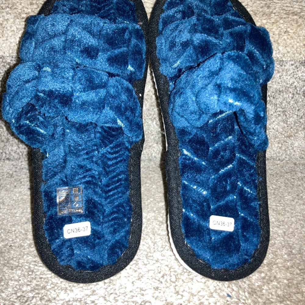 Plush Blue Slippers with Textured Design
